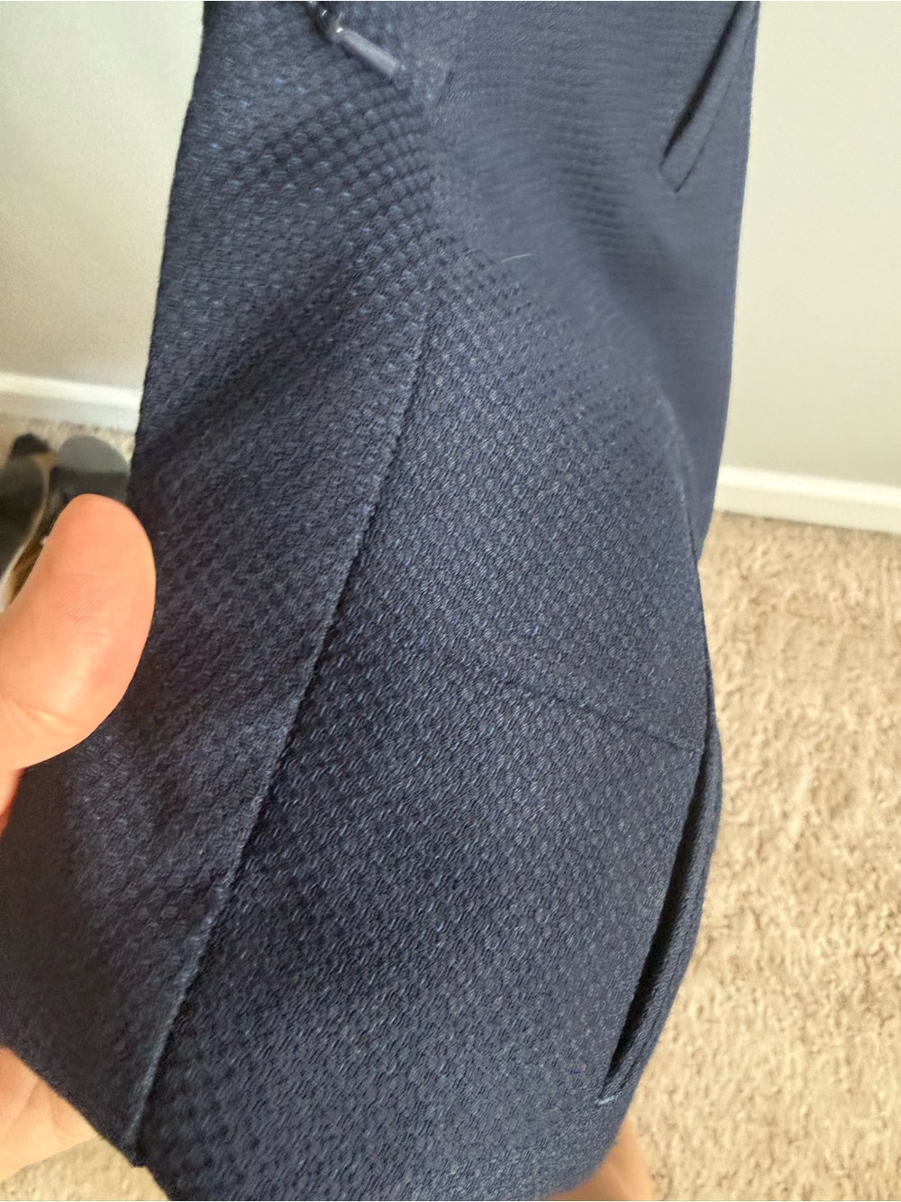 Reiss Hallie Textured Pencil Midi Suit Skirt in Navy - Picture 8 of 9